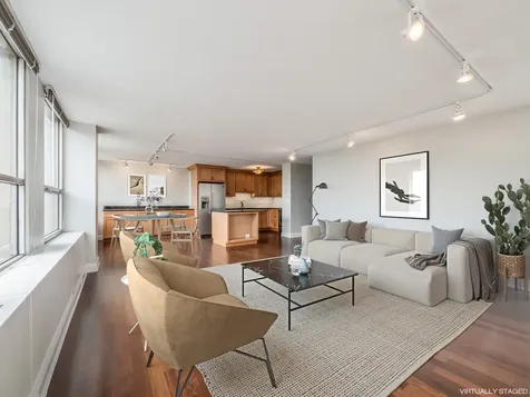 2626 North Lakeview Avenue Chicago IL 60614