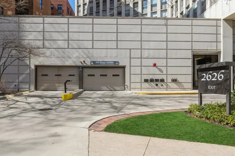 2626 North Lakeview Avenue Chicago IL 60614