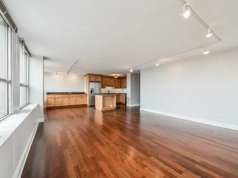 2626 North Lakeview Avenue Chicago IL 60614