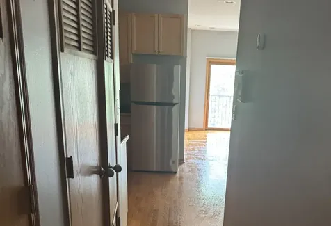 5852 South Prairie Avenue Chicago IL 60637