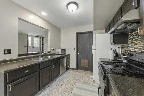 2736 Prairieview Lane S Aurora IL 60502