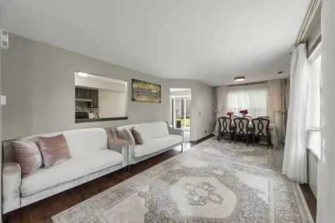 2736 Prairieview Lane S Aurora IL 60502