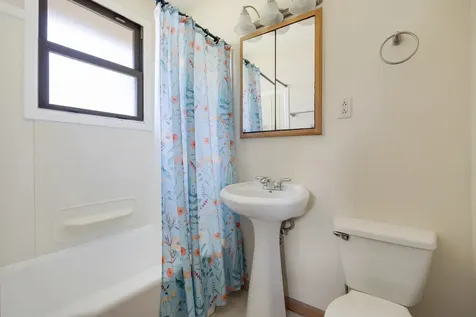 268 Thunderbird Trail Carol Stream IL 60188