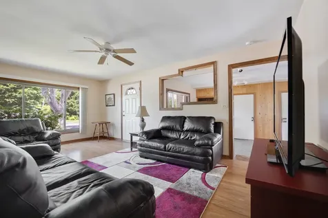 268 Thunderbird Trail Carol Stream IL 60188