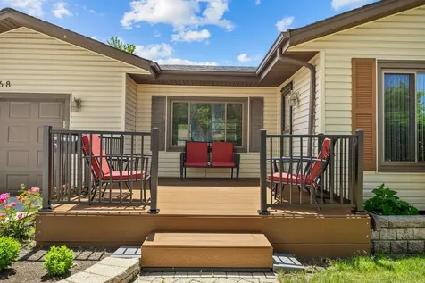 268 Thunderbird Trail Carol Stream IL 60188