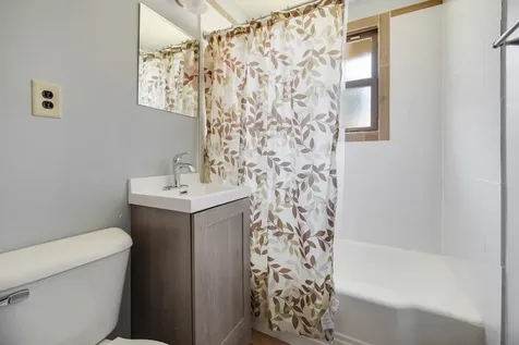 268 Thunderbird Trail Carol Stream IL 60188