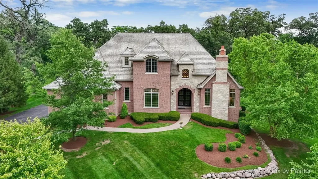 117 N. Wynstone Drive North Barrington IL 60010