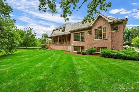 117 N. Wynstone Drive North Barrington IL 60010