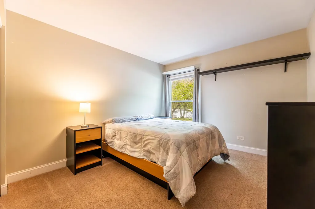 5537 East Lake Drive Lisle IL 60532