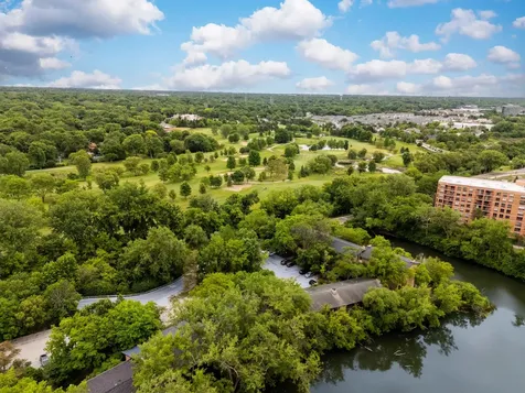 5537 East Lake Drive Lisle IL 60532