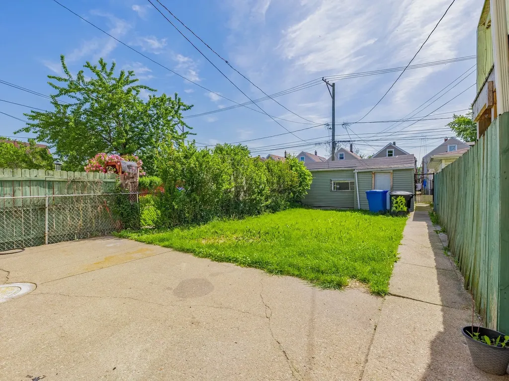 2749 South Trumbull Avenue Chicago IL 60623