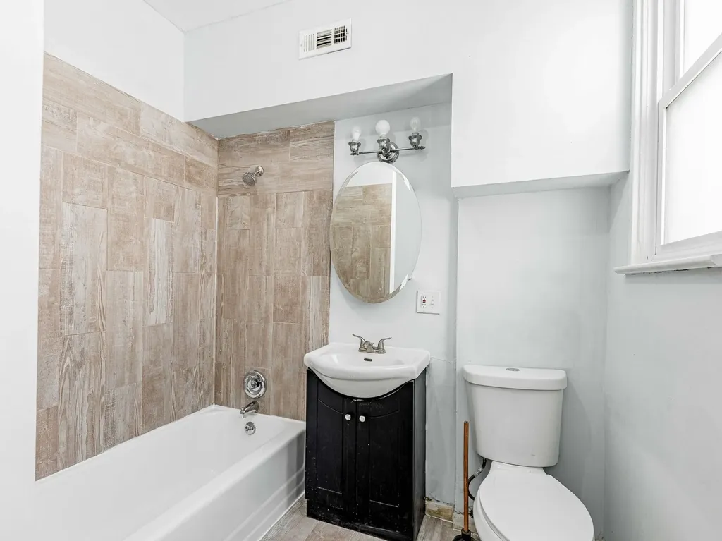 2749 South Trumbull Avenue Chicago IL 60623
