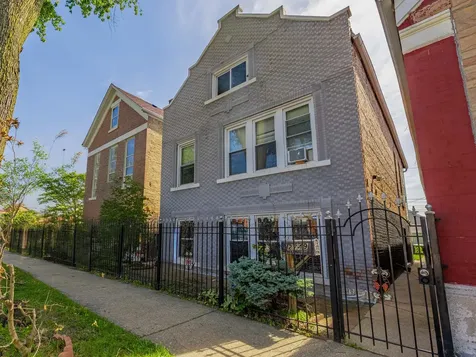 2749 South Trumbull Avenue Chicago IL 60623