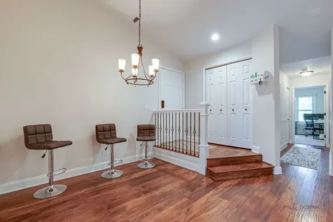 1261 Streamwood Lane Vernon Hills IL 60061