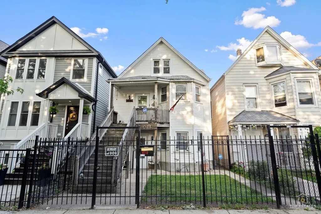 4019 North Bernard Street Chicago IL 60618