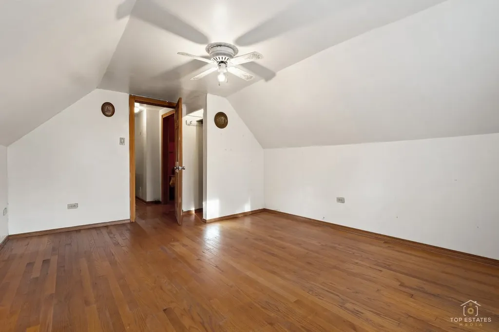 4019 North Bernard Street Chicago IL 60618