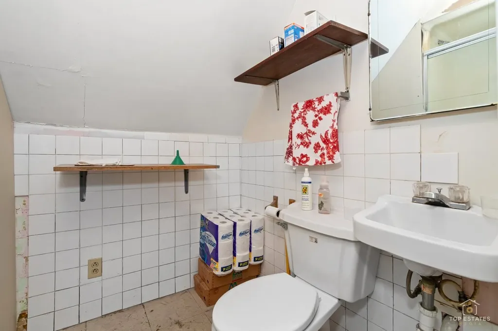 4019 North Bernard Street Chicago IL 60618