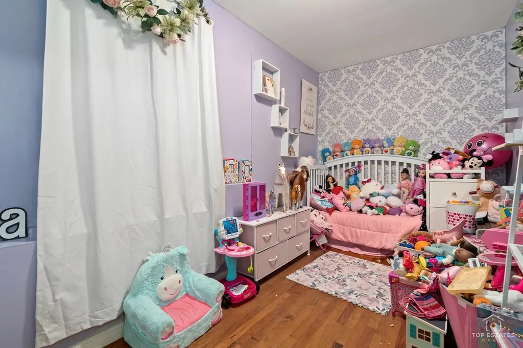4019 North Bernard Street Chicago IL 60618