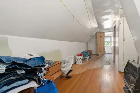 4019 North Bernard Street Chicago IL 60618