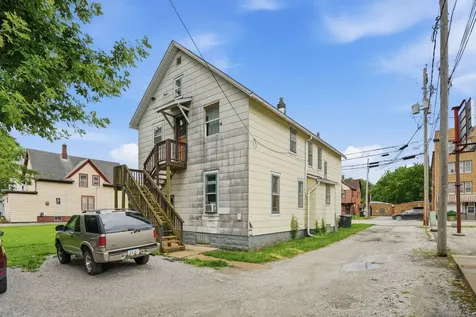 1819 17TH Street Rock Island IL 61201