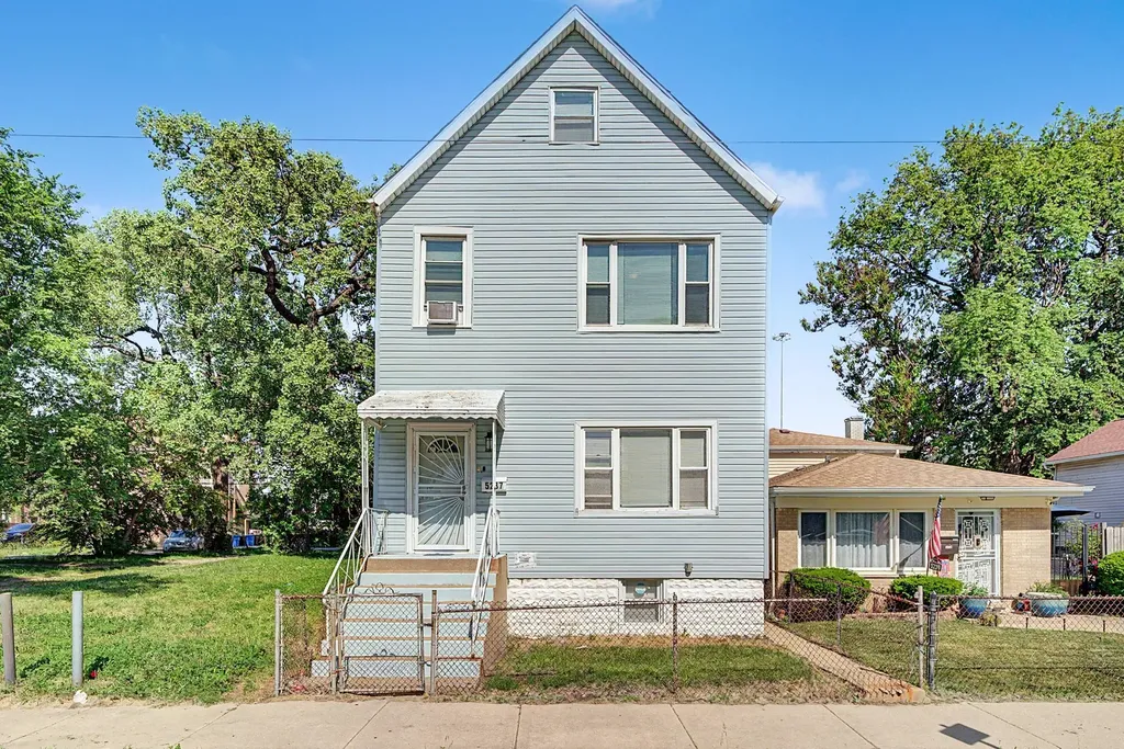 5237 South Princeton Avenue Chicago IL 60609