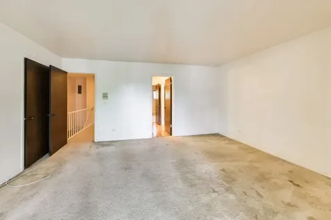 1828 Wildberry Drive Glenview IL 60025