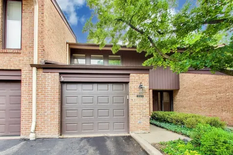 1828 Wildberry Drive Glenview IL 60025