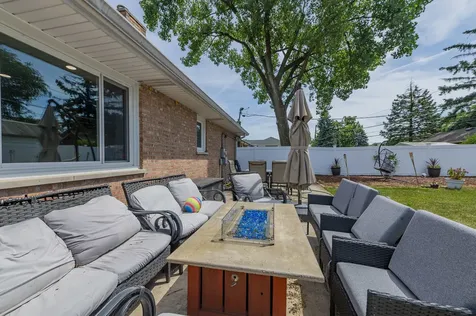 8736 South 80th Court Hickory Hills IL 60457