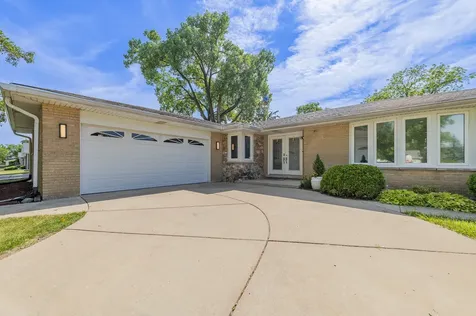 8736 South 80th Court Hickory Hills IL 60457