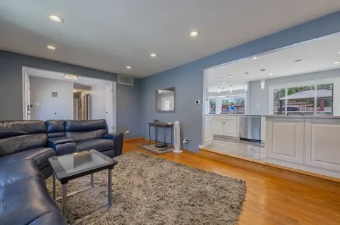 8736 South 80th Court Hickory Hills IL 60457