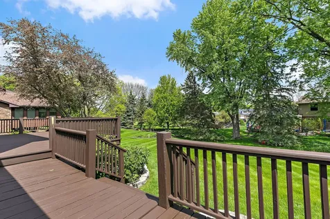 18 Jennifer Lane Dekalb IL 60115