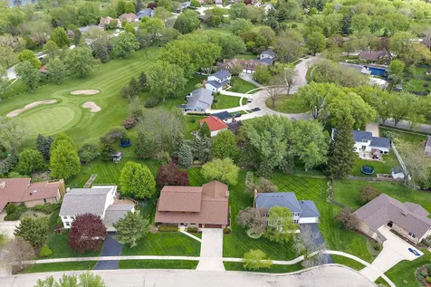 18 Jennifer Lane Dekalb IL 60115
