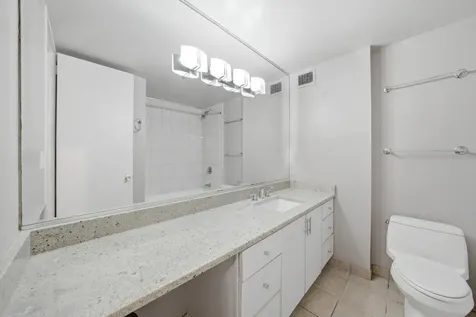 233 East Erie Street Chicago IL 60611