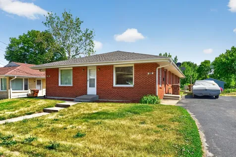2611 Canterbury Lane Rockford IL 61101