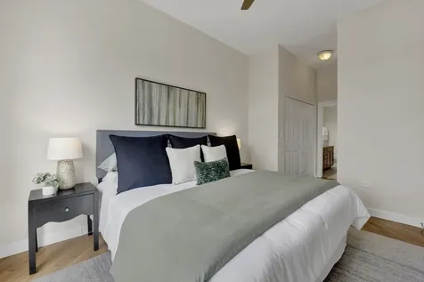 3125 West Fullerton Avenue Chicago IL 60647