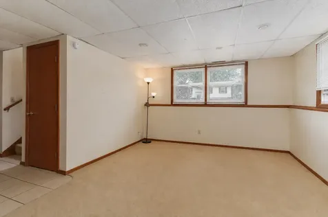 4 Moonstone Court Bloomington IL 61704