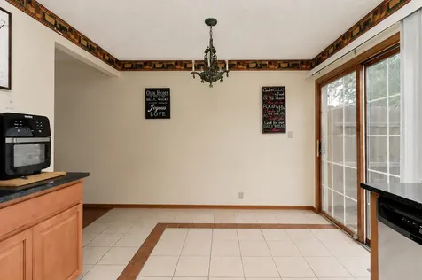 4 Moonstone Court Bloomington IL 61704