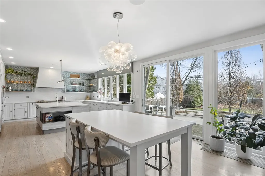 617 South Garfield Street Hinsdale IL 60521