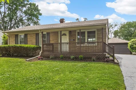 310 Rosewood Avenue Buffalo Grove IL 60089