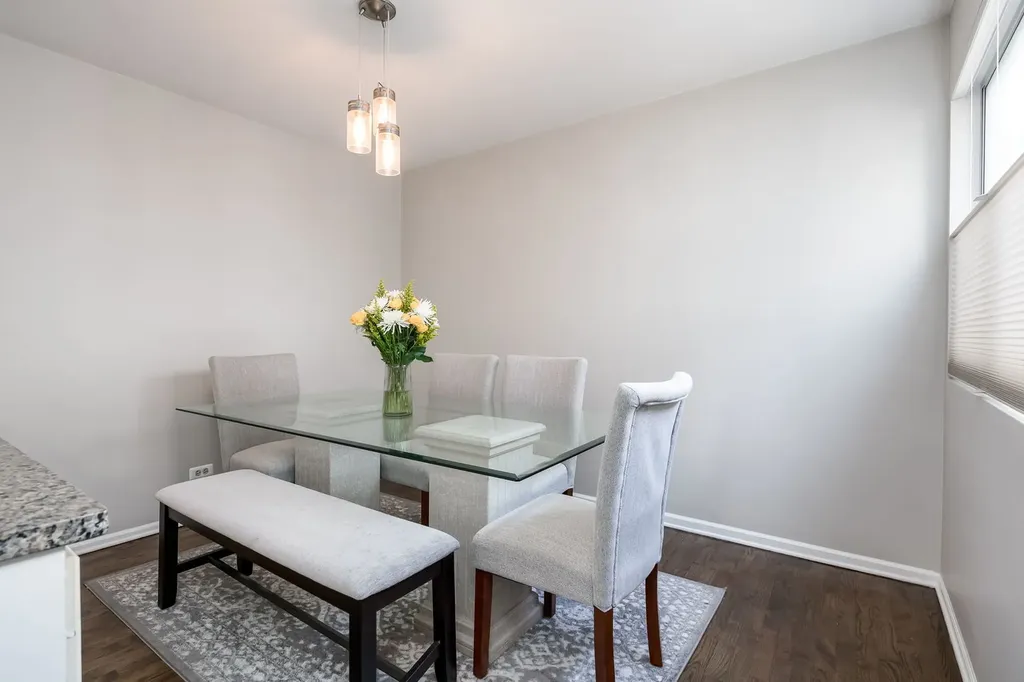 1839 North Bissell Street Chicago IL 60614