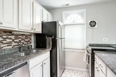 1839 North Bissell Street Chicago IL 60614