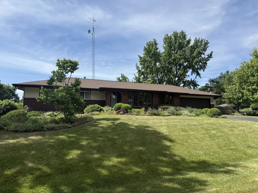 6161 Cathedral Court Rockford IL 61109