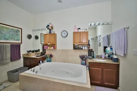 6425 West Touhy Avenue Chicago IL 60646