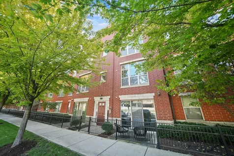317 East 25th Street Chicago IL 60616