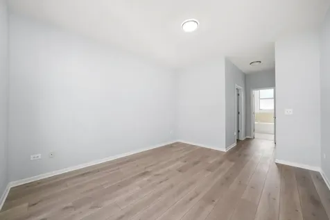 317 East 25th Street Chicago IL 60616