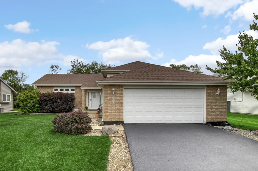 22897 Eastwind Drive Richton Park IL 60471