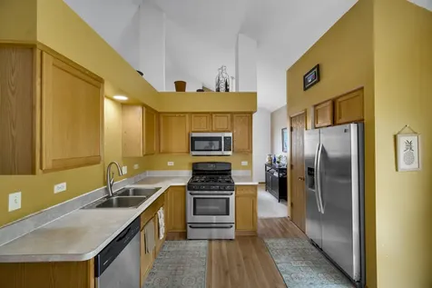 22897 Eastwind Drive Richton Park IL 60471