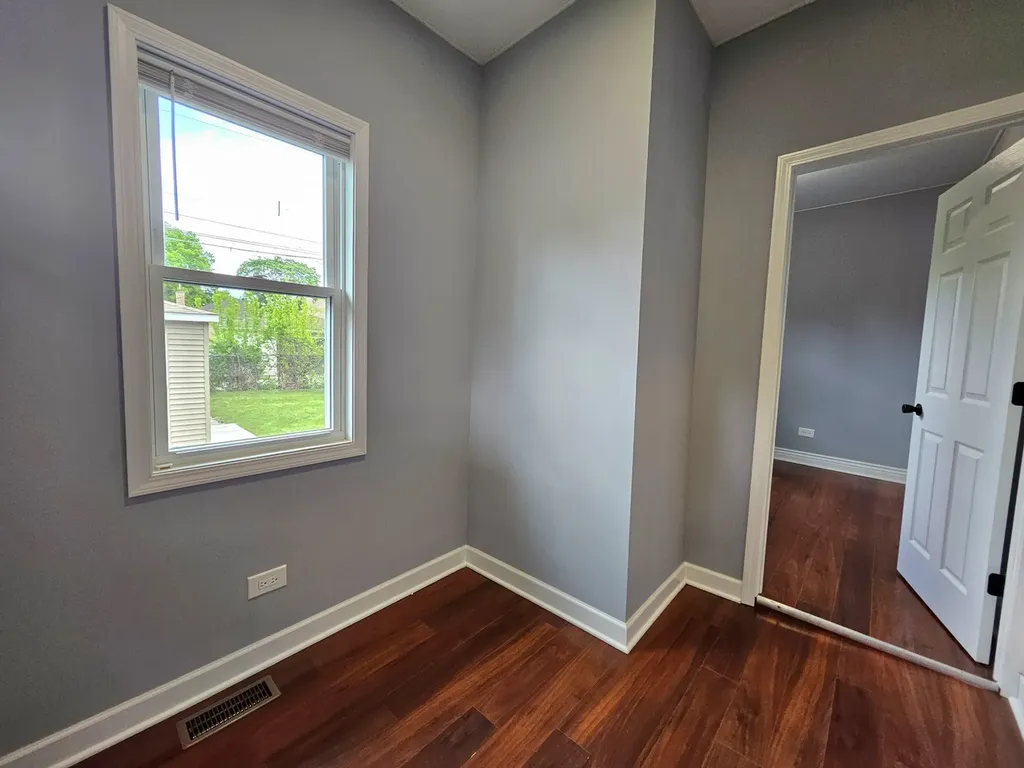 8819 South Carpenter Street Chicago IL 60620