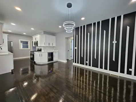 8819 South Carpenter Street Chicago IL 60620