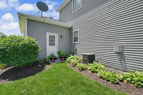 5004 Emmas Way Champaign IL 61822